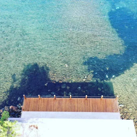 Bodrum Linos On The Water * 터그트레이스